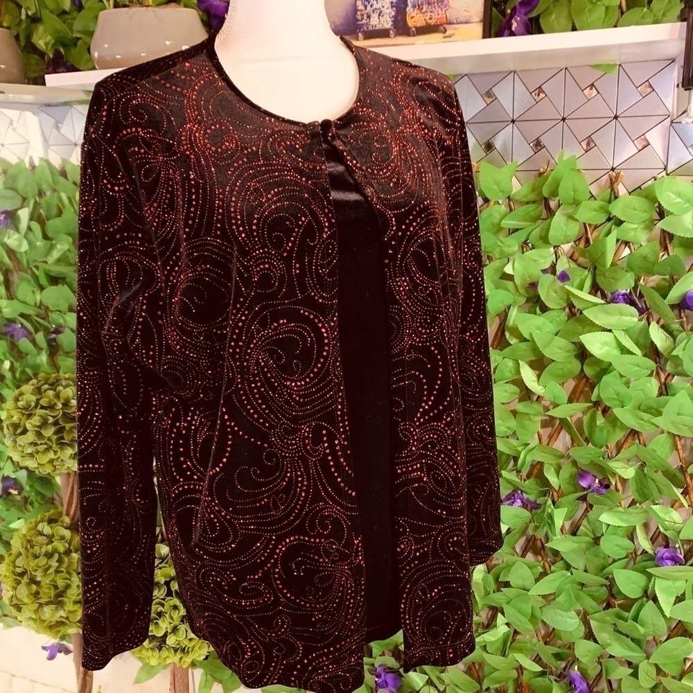Kim Rogers Women’s XL Black Velvet Red Sparkle Holiday Long Sleeve Top - Picture 6 of 11